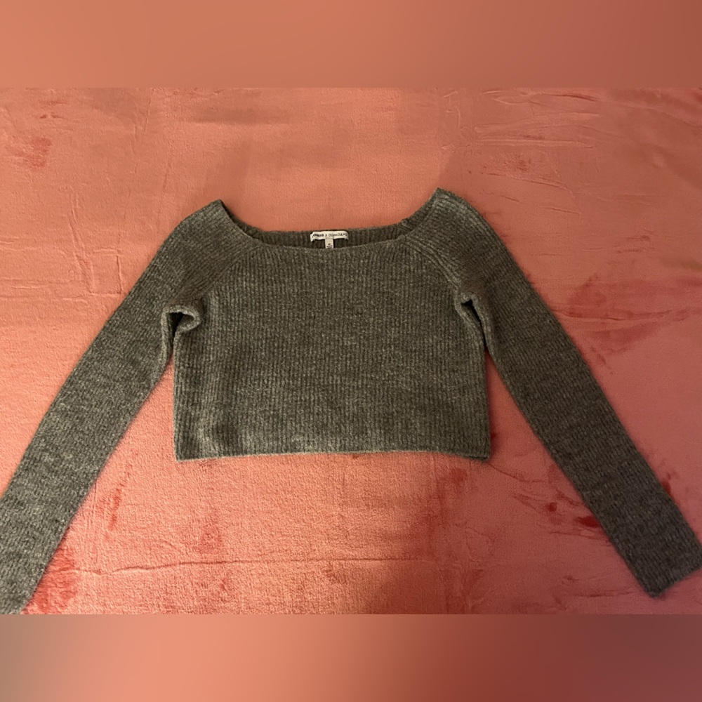 xs cropped sweater